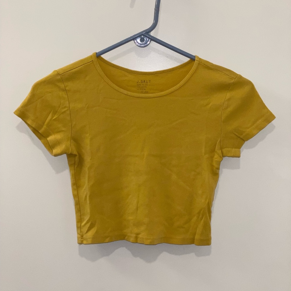 CROP TOP SHIRT